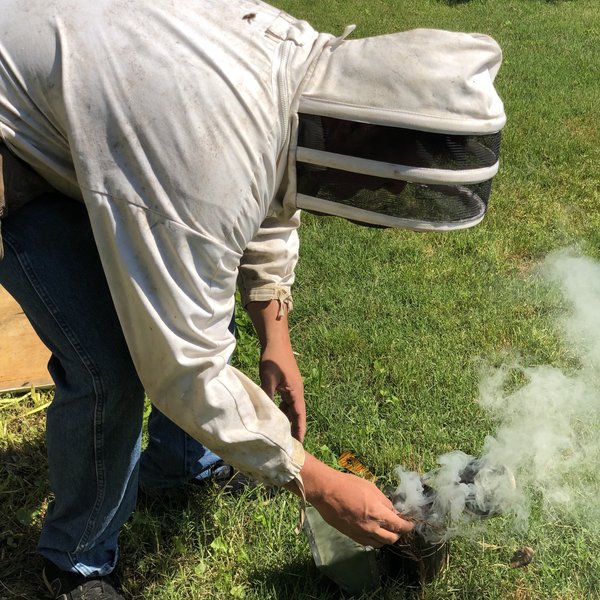 Spring 2019 Beekeeping Class Lighting the Smoke